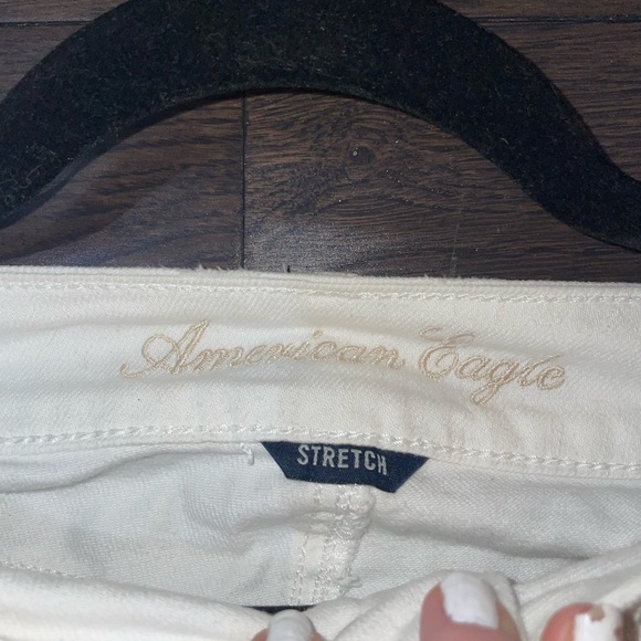 White Ripped AE Denim Shorts - Picture 5 of 5